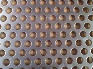 電鍍鋅沖孔網(wǎng)的相關(guān)知識(shí) 電鍍鋅沖孔網(wǎng)的相關(guān)知識(shí)